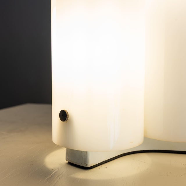 Plastic Mezzachimera Lamps by Vico Magistretti for Artemide, 1969, Set of 2 For Sale - Image 7 of 11