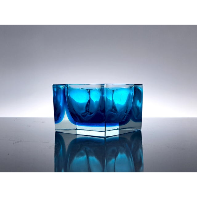 Sommerso Murano Glass Ashtray attributed to Flavio Poli for Seguso, 1970s For Sale - Image 10 of 11