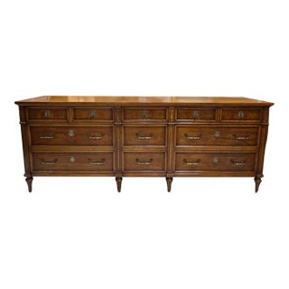 Vintage Henredon Furniture French Neoclassical Louis Xvi–style Long Dresser For Sale