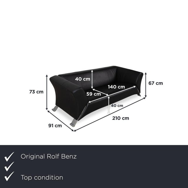 The Rolf Benz 322 is a true design classic, instantly catching the eye with its striking, outward-curving lines. The...