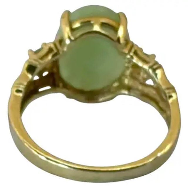 Asian 14k Gold Oval Jade Cocktail Ring Vintage Chinese For Sale - Image 3 of 8