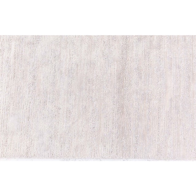 Early 21st Century Modern Hand-Knotted Silk and Wool Rug in Elegant Beige by Doris Leslie Blau For Sale - Image 5 of 7
