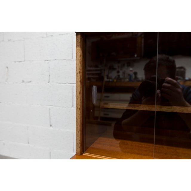 Mid-Century Oscar Bookcase attributed to Didier Rozaffy, 1952 For Sale - Image 3 of 18