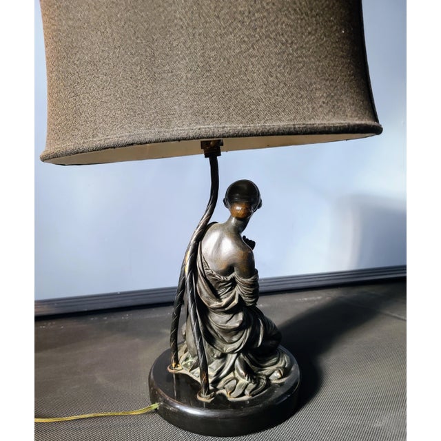 1970s Bronze Sculpture of Female Kneeling With Urn Table Lamp With Linen Shade For Sale In New York - Image 6 of 8
