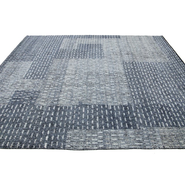 2020s Abstract Designed Hand Knotted Modern Wool Rug in Blue For Sale - Image 5 of 9