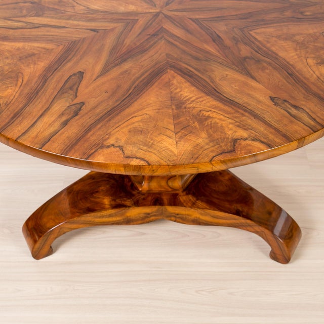 Biedermeier Round Walnut Table, Germany, 1840 For Sale - Image 11 of 12