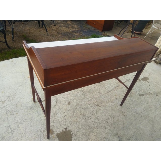 Early 20th Century Drexel MCM Biscayne Desk in Walnut With White Laminate Top For Sale - Image 5 of 7