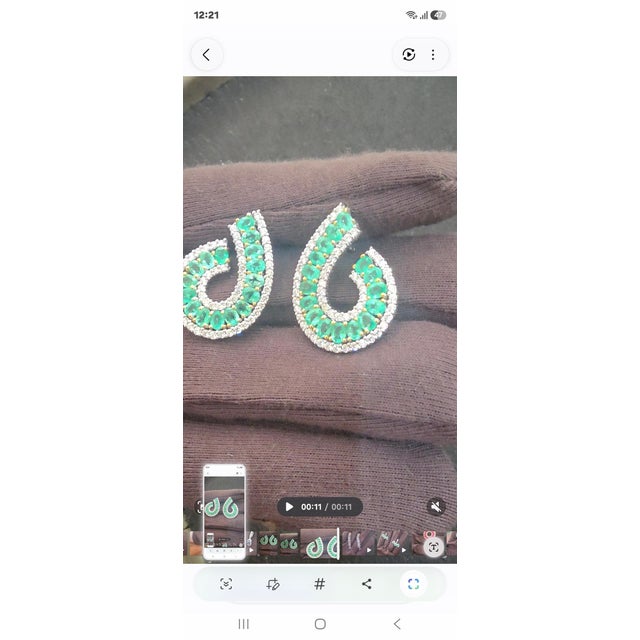 2020s 18k Gold Emerald and Diamond Stud Earrings, 2.18ct Diamonds For Sale - Image 5 of 8