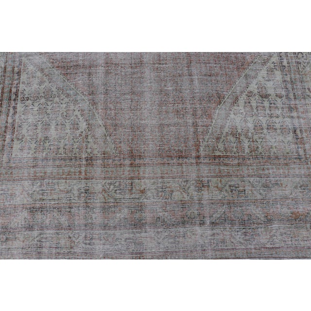 Antique Distressed Persian Mahal Rug With Large Medallion in Muted Colors For Sale In Atlanta - Image 6 of 12
