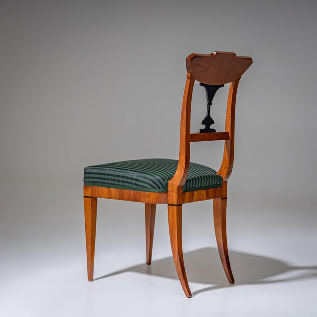 Neoclassical Pair of Neoclassical Chairs, Southern Germany, circa 1815 For Sale - Image 3 of 8