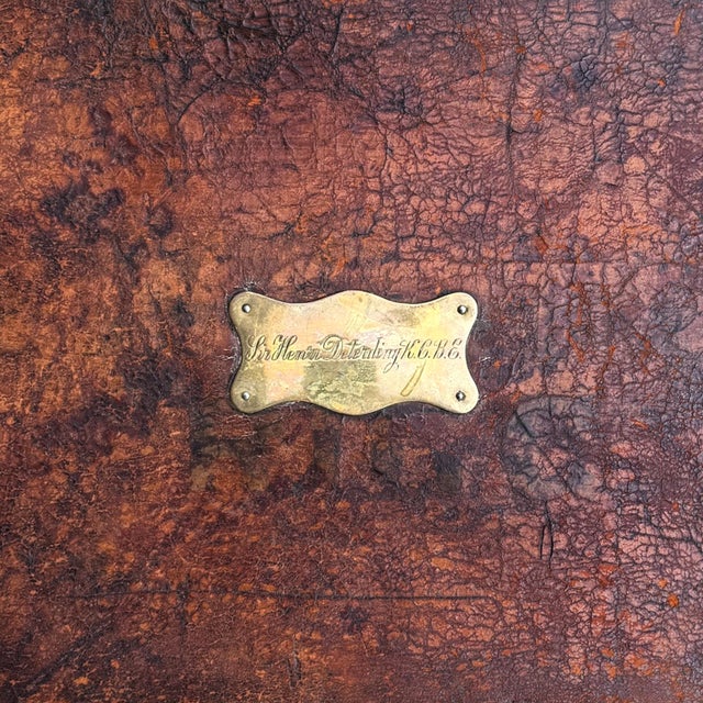 19th Century 19th Century Leather Portmanteau for Dutch Oil Tycoon Sir Henri Deterding For Sale - Image 5 of 17