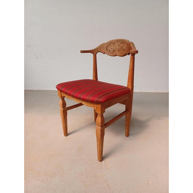 Original Brutalist Viking Dining Chairs in Oak by Henning Kjærnulf for EG, 1970s, Set of 8 For Sale - Image 4 of 12