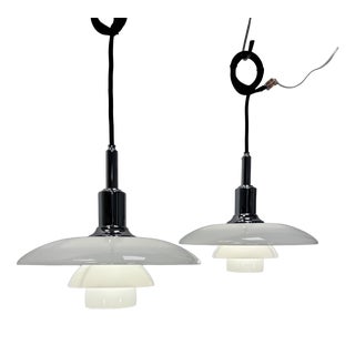 Vintage PH 3/2 Pendant Lamps in White Opaline Glass by Poul Henningsen for Louis Poulsen, 1990s, Set of 2 For Sale