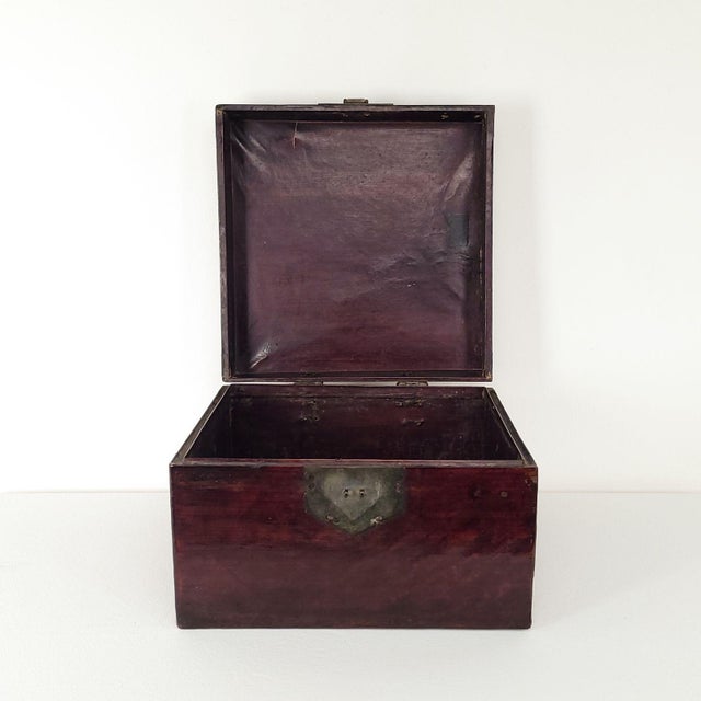 A Chinese pig skin lacquered box, circa 1880.