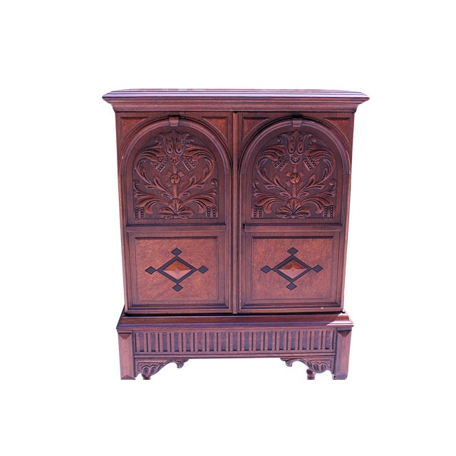 Wood 1920s Berkey & Gay Jacobean Revival Carved Walnut Lift-Top Bar Cabinet For Sale - Image 7 of 11