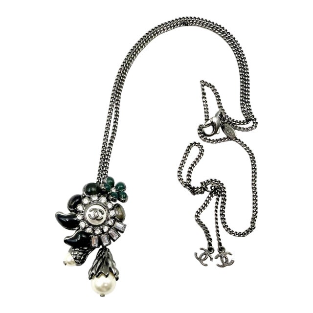 Chanel Rare Gunmetal CC Green Floral Pearl Crystal Necklace For Sale