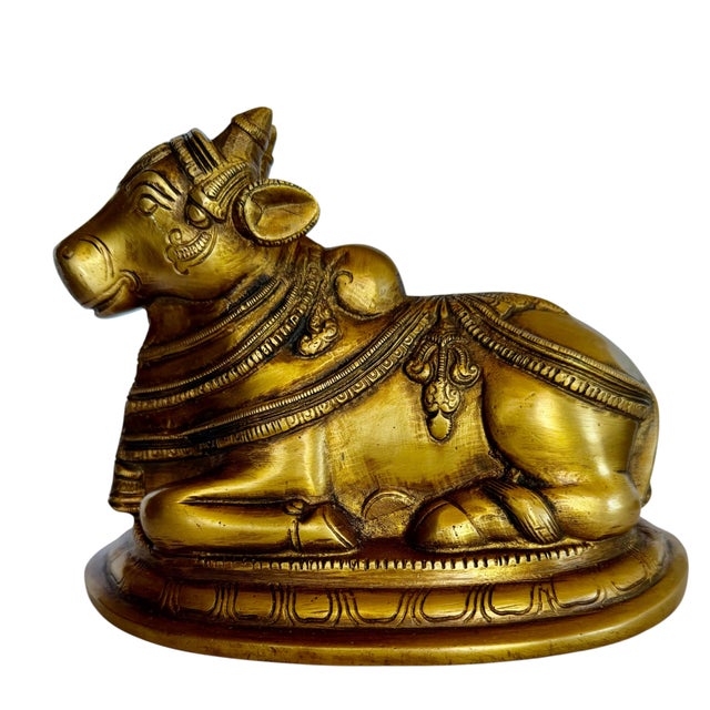 1950s Mid Century South Indian Brass Statue of Shiva's Bull Nandi Metal Antique For Sale In Los Angeles - Image 6 of 14