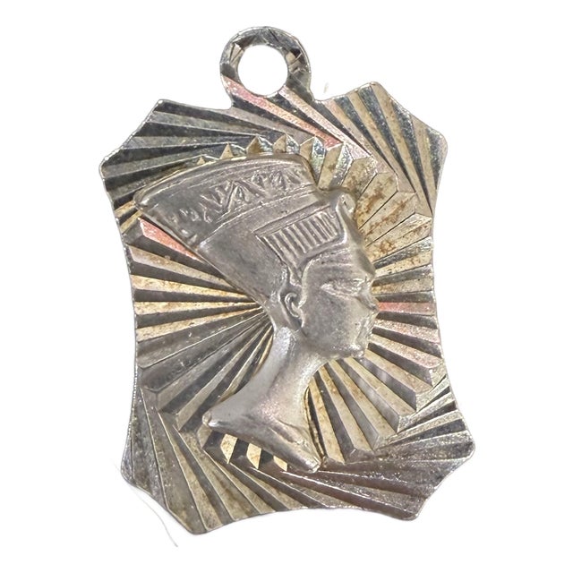 1960s 925 Sterling Silver Nefertiti Pendant Made in Italy For Sale