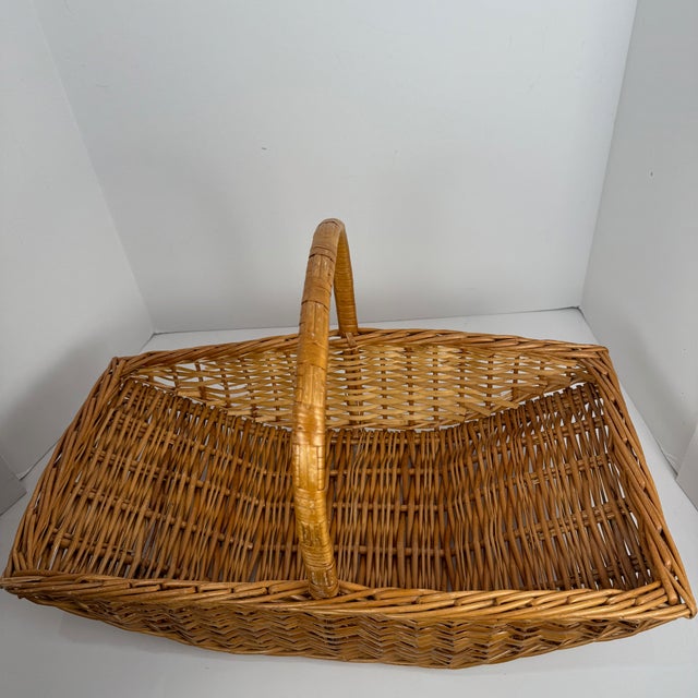Vintage Woven English Willow/Wicker Garden Basket With Handle For Sale - Image 15 of 18