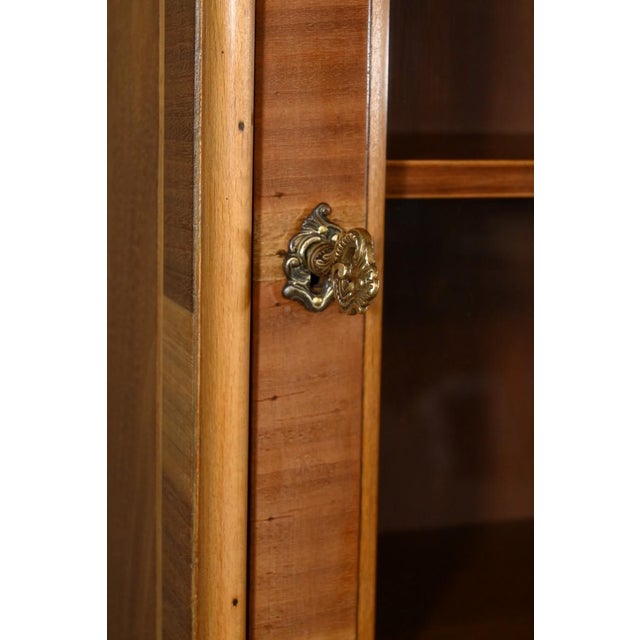 Scriban Vitrine in Blond Mahogany, 1960 For Sale - Image 10 of 18