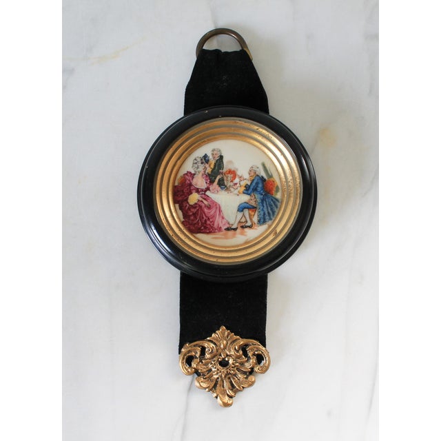 French Vintage French-Style Porcelain Wall Hangings - A Pair For Sale - Image 3 of 10