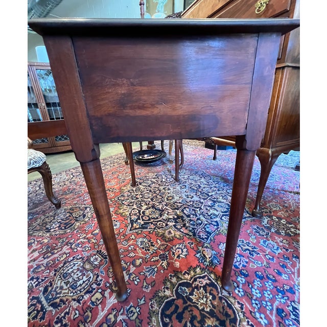 1930s Queen Anne Walnut 3 Drawer Writing Desk For Sale In Los Angeles - Image 6 of 8