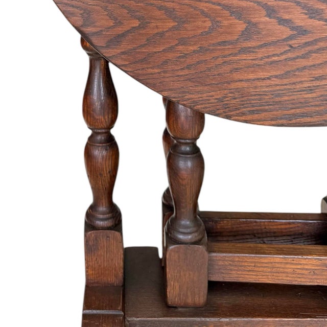 1930s William and Mary Style Drop Leaf Chair-Side Table in Distressed Oak For Sale - Image 9 of 12
