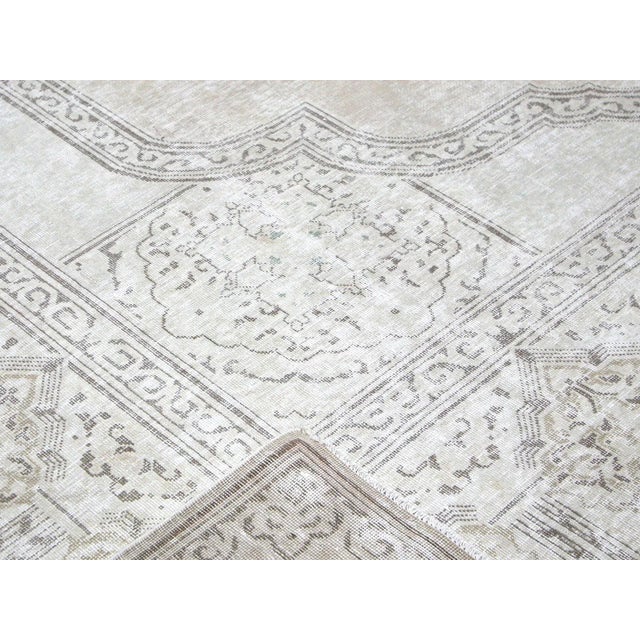 1960s Persian Kerman Rug For Sale - Image 4 of 7