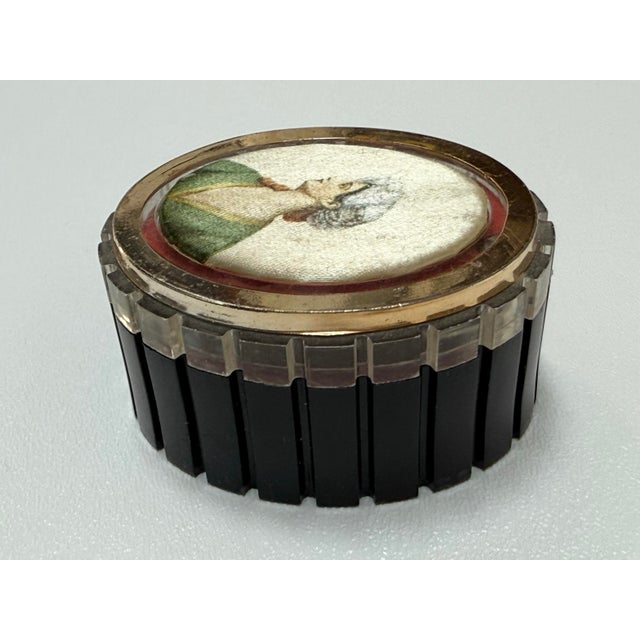 1950s Italian Satin Lid Ring Trinket Box With Swivel Lid For Sale In Chicago - Image 6 of 7