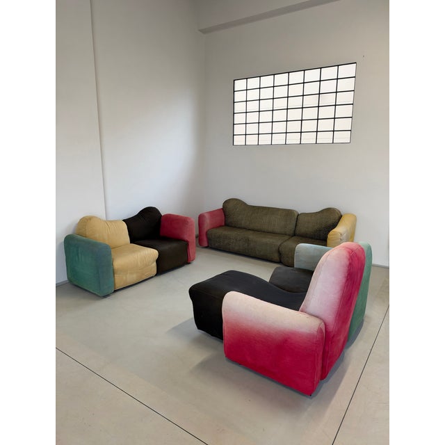 Two-seater without chaise lounge: 85x85x90cm each; Two-seater sofa with chaise lounge: 90x110x90cm, chaise lounge...