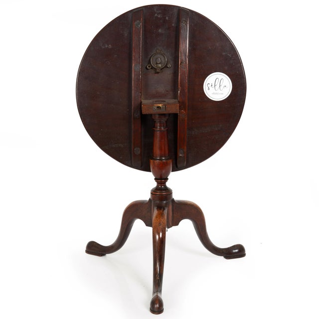 Queen Anne Rare English Queen Anne Antique Miniature Salesman Sample Tilt-Top Table For Sale - Image 3 of 16