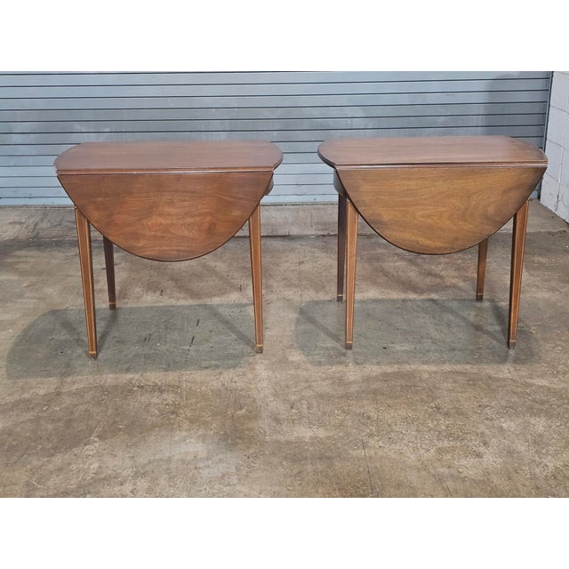 Brown 1980s Pair of Kittinger Williamsburg Mahogany Pembroke Table Drop Leaf Tables Cw 27 For Sale - Image 8 of 11