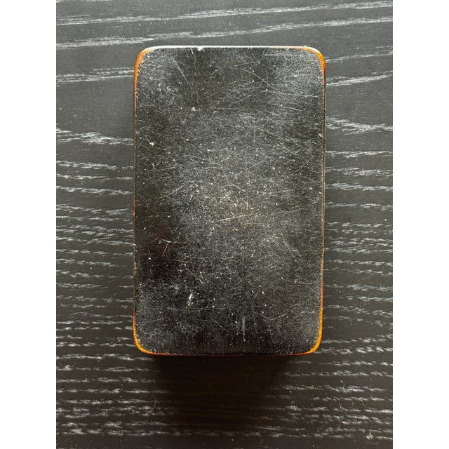 Late 19th - Early 20th Century Russian Lacquered Paper Mache Snuff Box For Sale In San Francisco - Image 6 of 8