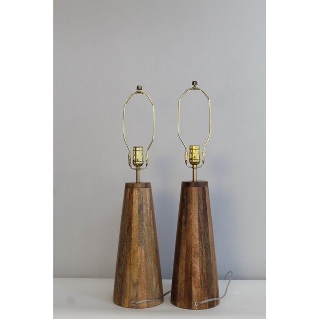 Pair of Early 20th Century Lightolier Influence Table Lamps For Sale In Miami - Image 6 of 10