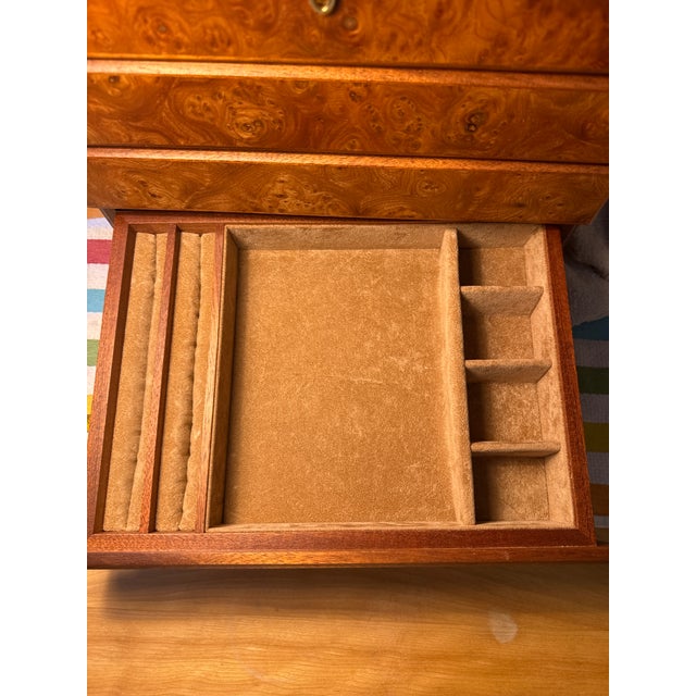 Late 20th Century Late 20th Century Agresti Firenze Briar Burl Jewelry Chest With Key - 4 Drawer Italian Luxury Box For Sale - Image 5 of 10