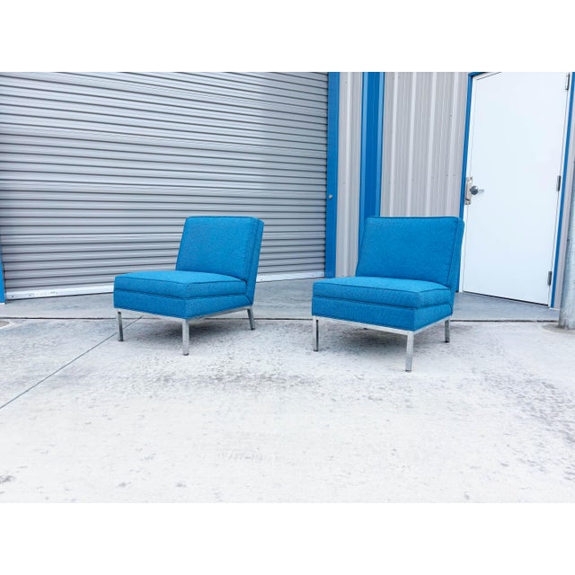 Florence Knoll Pair of Mid-Century Chrome Slipper Lounge Chairs Styled After Knoll, 1960s For Sale - Image 4 of 14