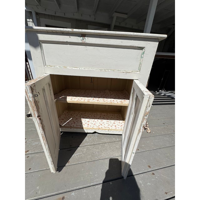 Wood 1900's Rachel Ashwell Style Charming Dry Sink Cabinet For Sale - Image 7 of 10
