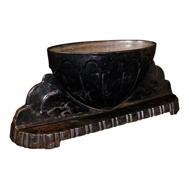 1930s Art Deco Heavy Vintage Decorative Planter, French, Cast Iron, Jardiniere For Sale