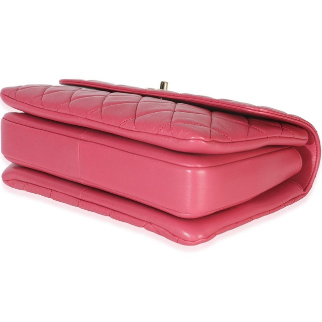 Animal Skin Pink Quilted Lambskin Medium Trendy CC Flap Dual Handle Bag For Sale - Image 7 of 9