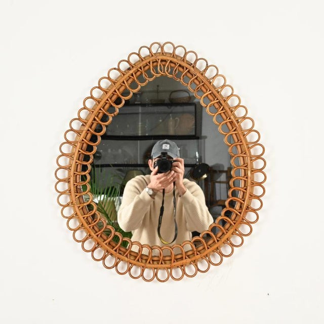 Wood Large Teardrop Mirror in Curved Rattan and Bamboo by Franco Albini, Italy, 1960s For Sale - Image 7 of 14