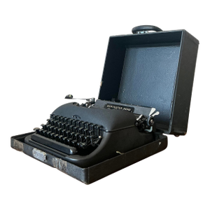 Vintage Boho Remington Rand Typewriter