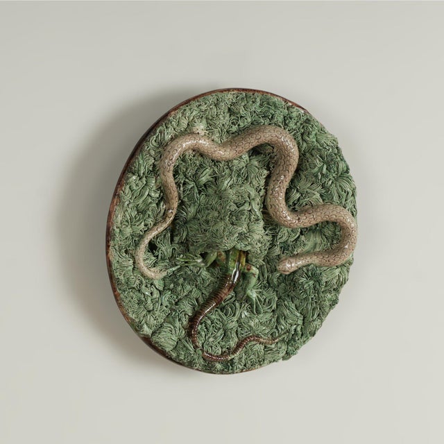 Set of Four Antique Portuguese Palissy Wall Plates by Jose Alves Cunha, Priced Individually For Sale - Image 13 of 18