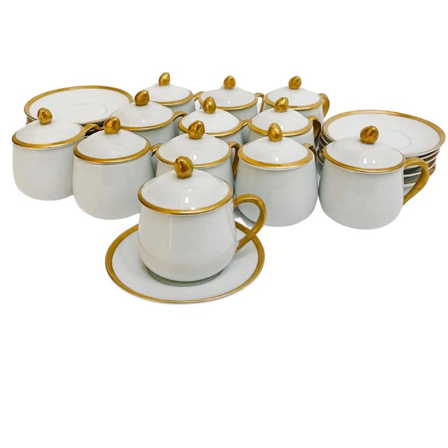 French 1980s Fitz & Floyd Pots De Creme Palais White Collection- Set of 12 For Sale - Image 3 of 12