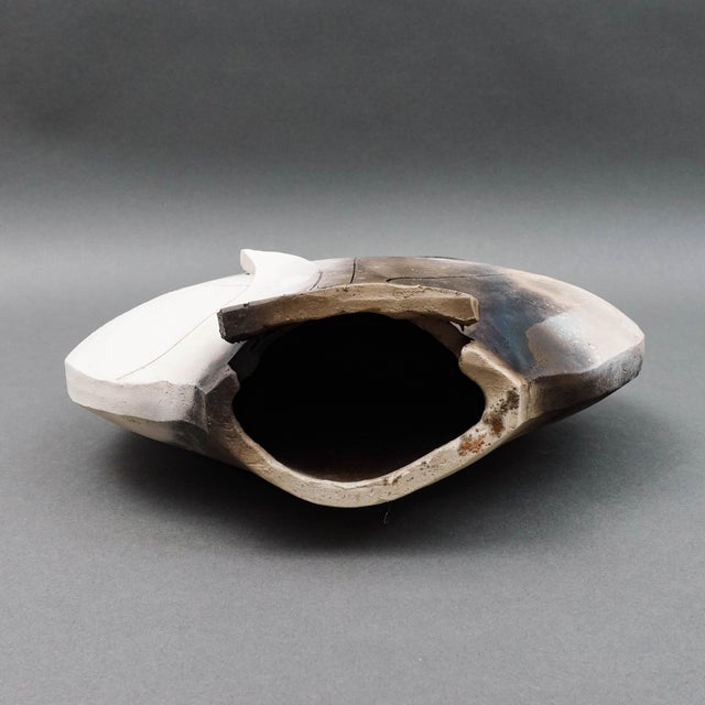 Black Mary Dewey Gates 1995 Signed Sitting Cat Original Studio Art Pottery Sculpture For Sale - Image 8 of 9