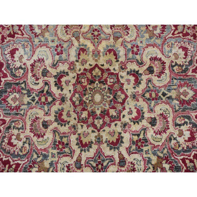 1920s Red Antique Persian Rug For Sale In New York - Image 6 of 12