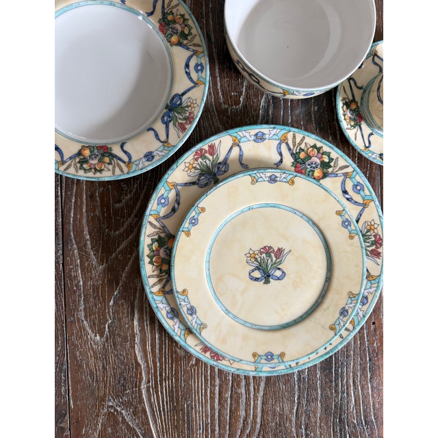 1990s Villeroy Boch Castellina 10 5/8 Inch Dinner Plates Citta Campagna Floral Fruit - Set of 6 For Sale In Chicago - Image 6 of 7