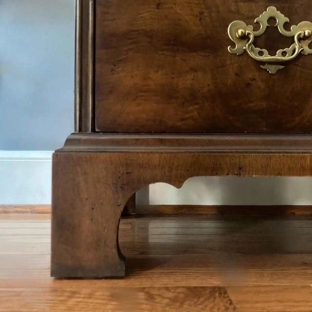 1980s Henredon 18th Century Portfolio Collection Illuminated Butler's Chest - Secretary Desk With Display Cabinet/Shelves For Sale - Image 9 of 18