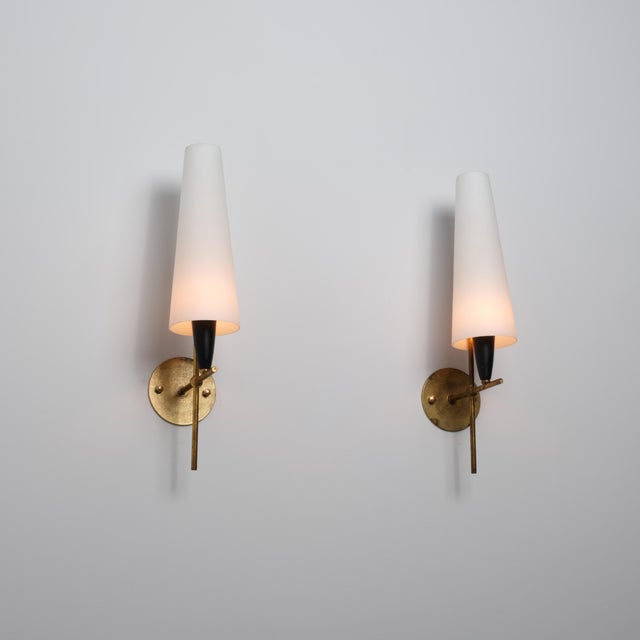 Large Vintage Italian Brass and Opaline Glass Wall Lights, 1950s, Set of 2 For Sale - Image 6 of 13