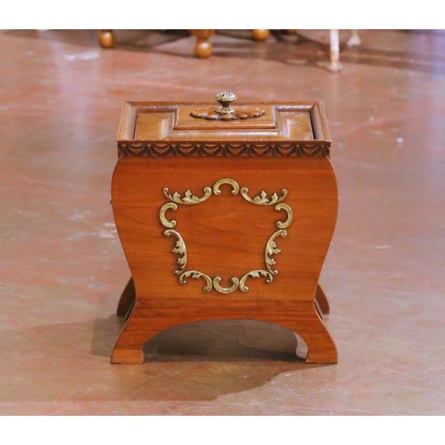 French 19th Century French Walnut Coal Scuttle With Brass Mounts and Zinc Liner For Sale - Image 3 of 16