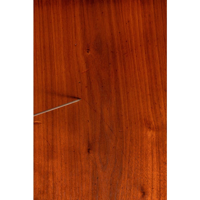 Set of Two (2) Mid-Century Modern "Step" End Tables in Walnut W/ Storage Drawers by American of Martinsville, Usa, C. 1960s For Sale - Image 16 of 18
